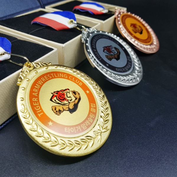 암레슬링 클럽 대회 금 메달 제작 1개부터 가능 - 스포츠 행사 기념 소량 인쇄 양면가능 104130 1